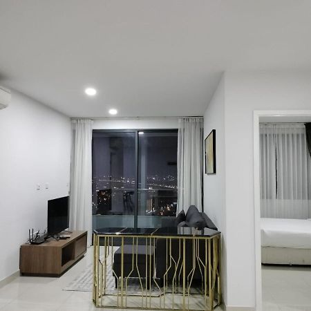 פנום פן The Bridge Residence מראה חיצוני תמונה