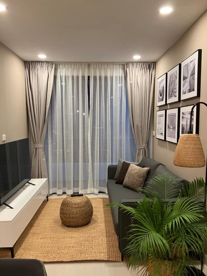 פנום פן The Bridge Residence מראה חיצוני תמונה